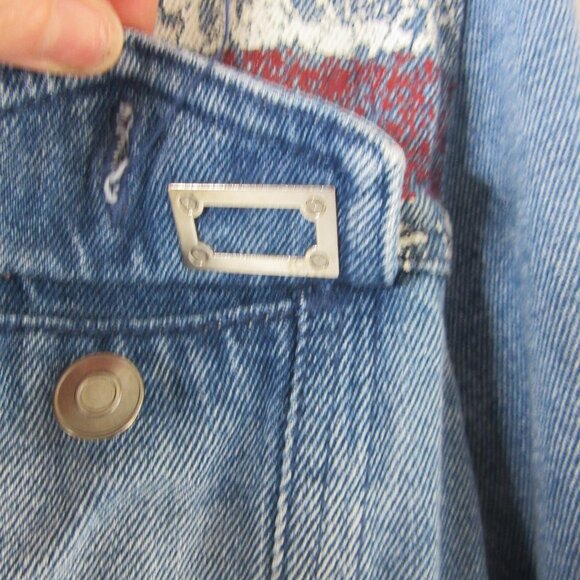 Marvel Disney Denim Trucker Jacket Doctor Strange America Chavez Size XL - Picture 3 of 16